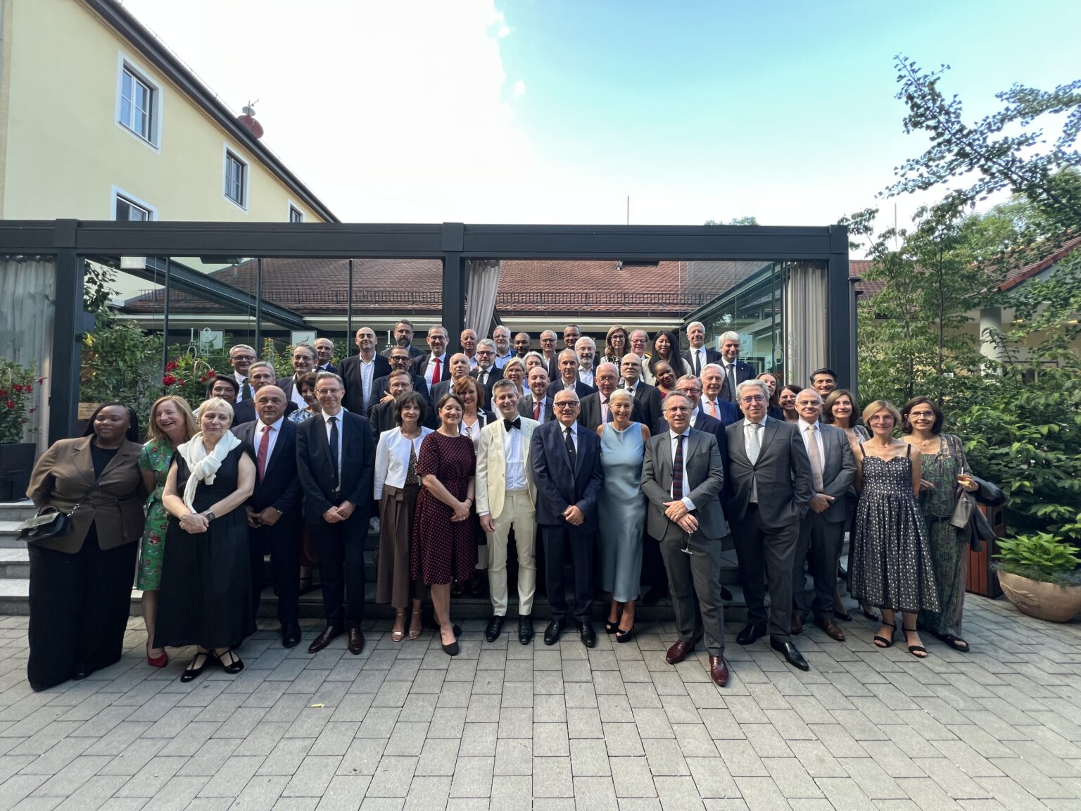 Photo de groupe des participants de la Convention annuelle ROAM 2026 à Munich